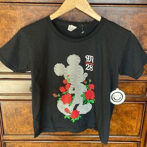 NWT Disney colllab with Neff Mickey Mouse woman’s tee shirt